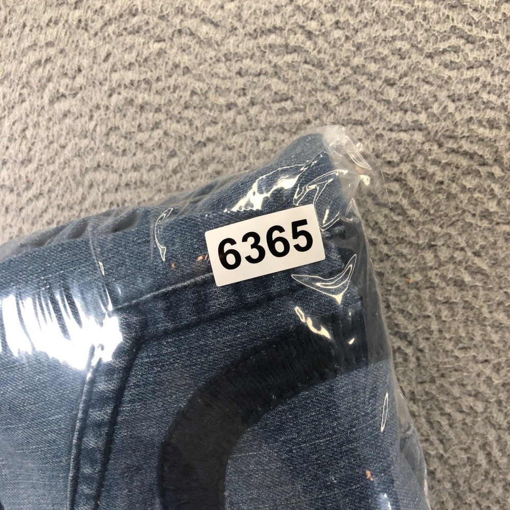 Vintage True Religion Jeans Mens 42x34 Blue Y2K Straight Skull Patch Made In USA - Picture 15 of 15
